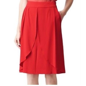 Reid’s tulip hem red skirt